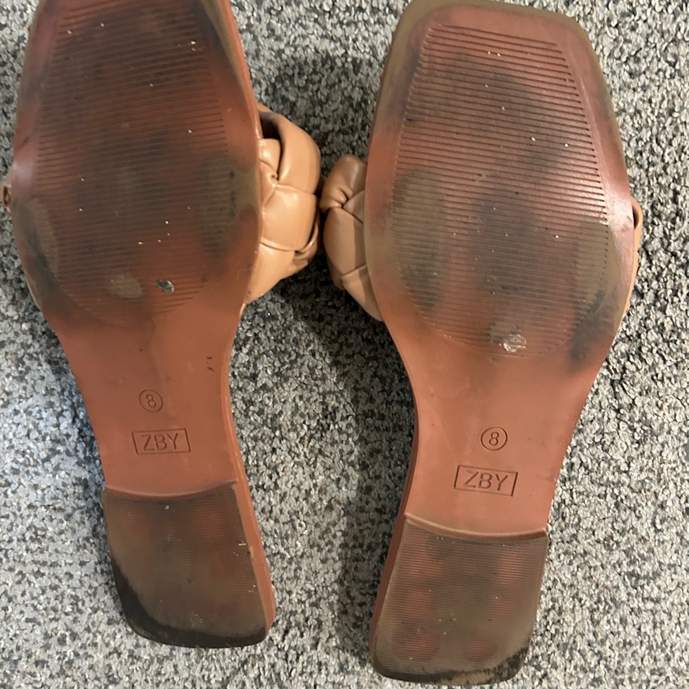 Sandals - Picture 2 of 2